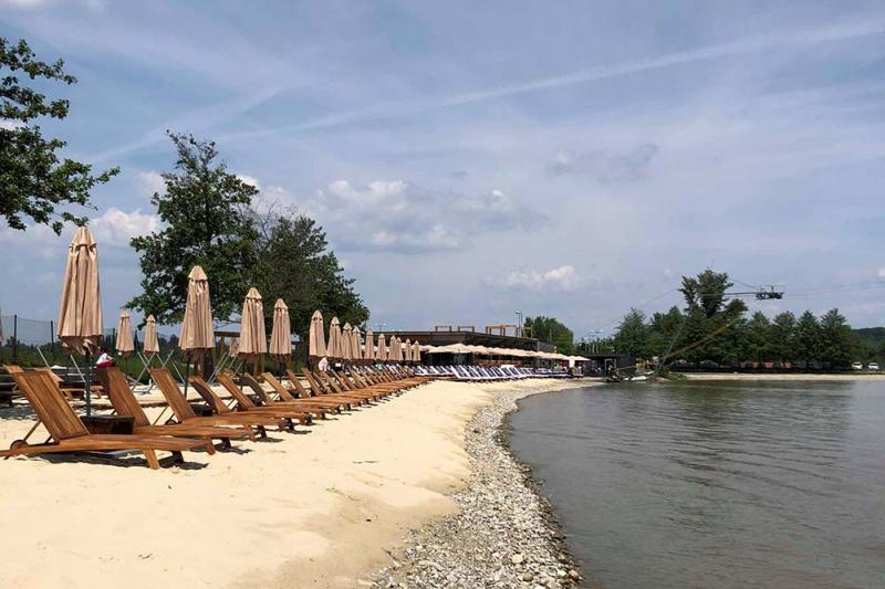 Ranovská zátoka Wake soul areál pri hoteli